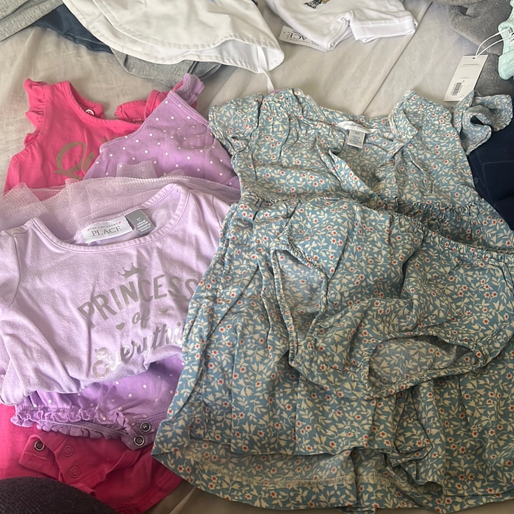 Set of 4 Rompers and Dresses Toddler Girls 18-24 m